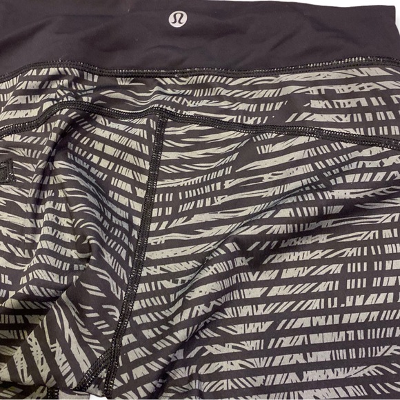 Lululemon Top Speed Cropped Leggings Black And Grey - Picture 7 of 10